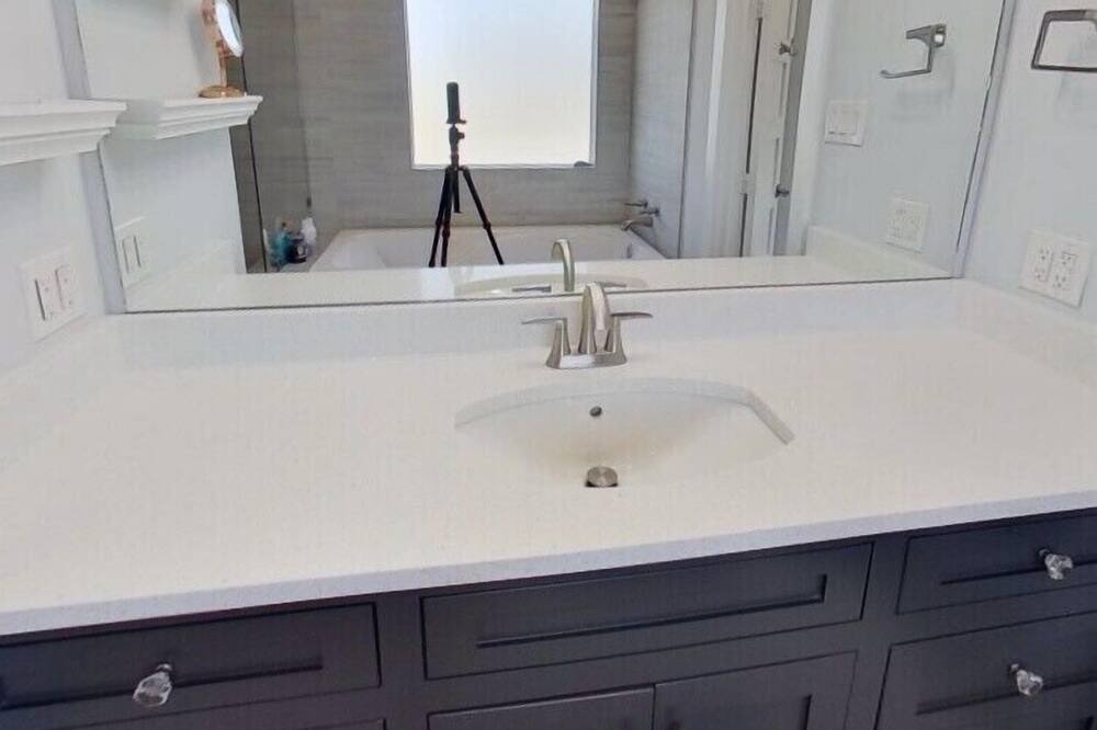 Photo of Bathroom in Knox - Henderson