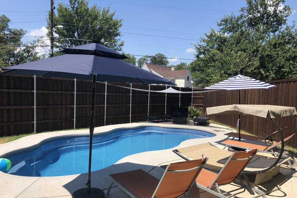 Photo of Outdoor in Knox - Henderson