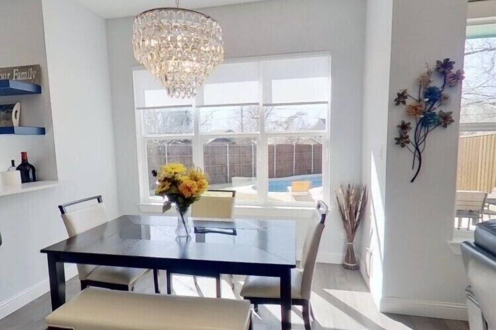 Photo of Bedroom in Knox - Henderson