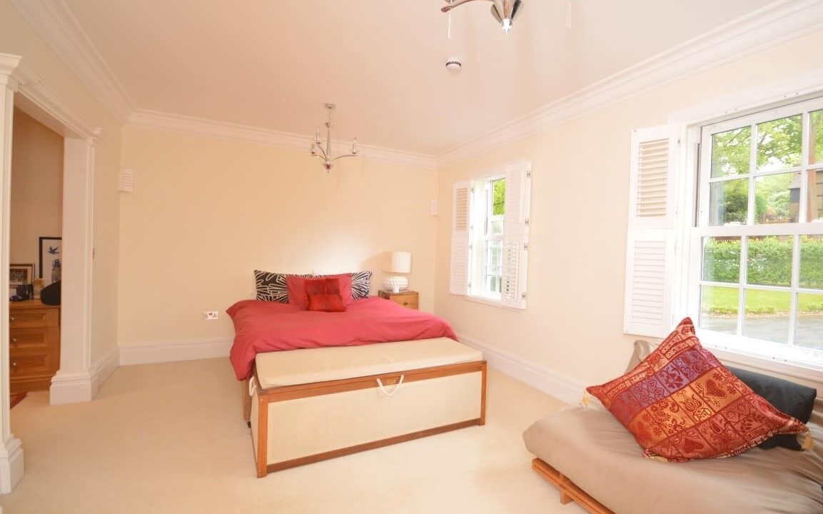 Photo of Others in Tadworth