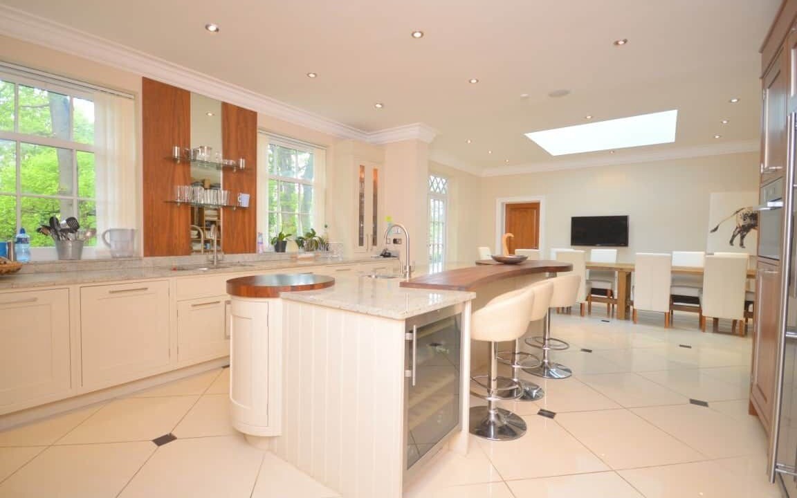 Photo of Kitchen in Tadworth