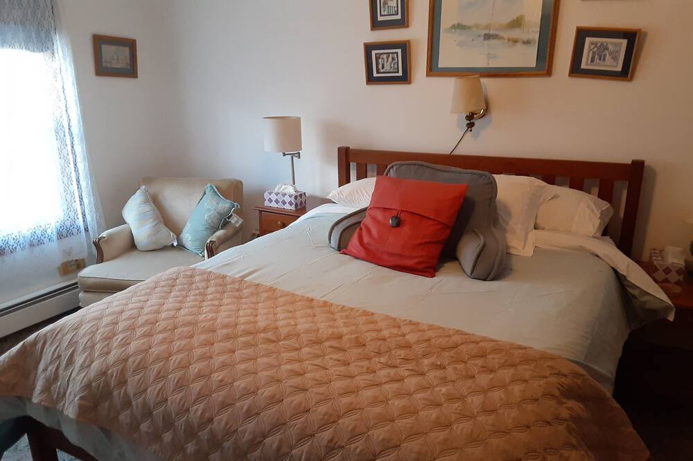 Photo of Bedroom in Ansonia