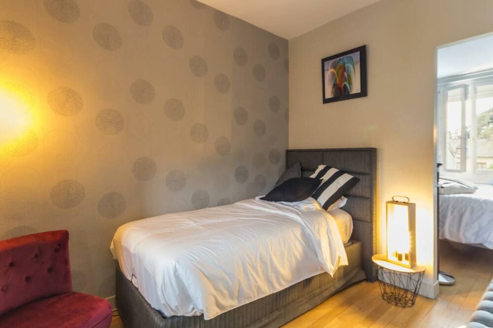 Photo of Bedroom in Forges-les-Eaux