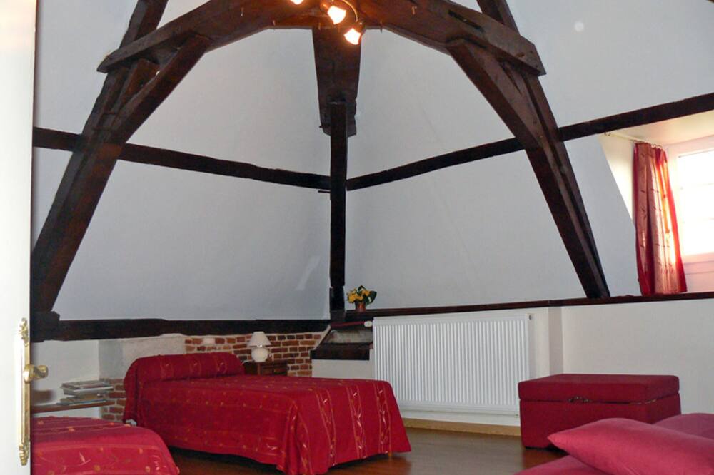 Photo of Bedroom in Ypreville-Biville