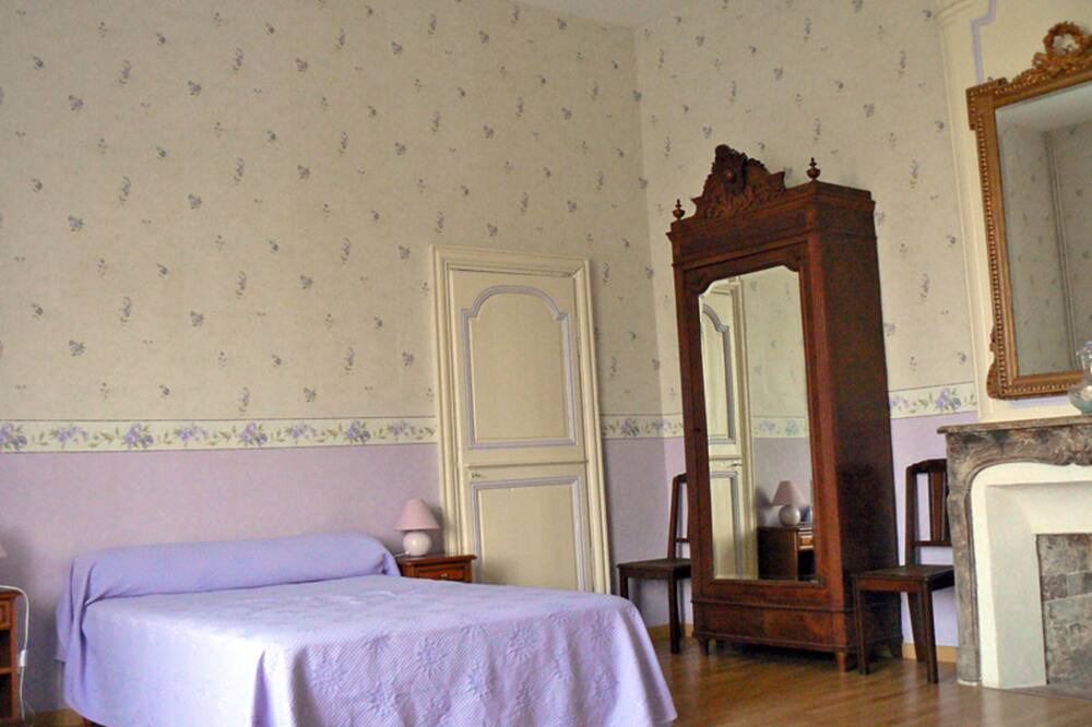 Photo of Bedroom in Ypreville-Biville