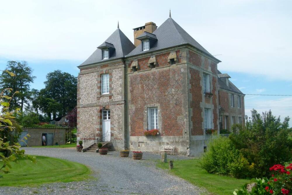 Photo of Outdoor in Ypreville-Biville