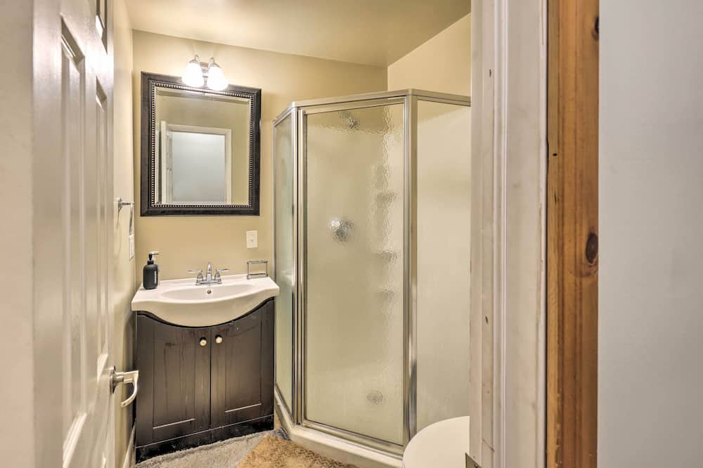 Photo of Bathroom in Waterport