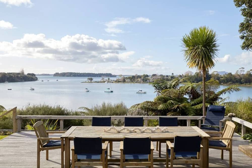 Photo of Patio Balcony in Whakamarama