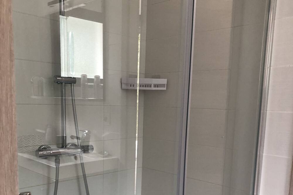 Photo of Bathroom in Talais