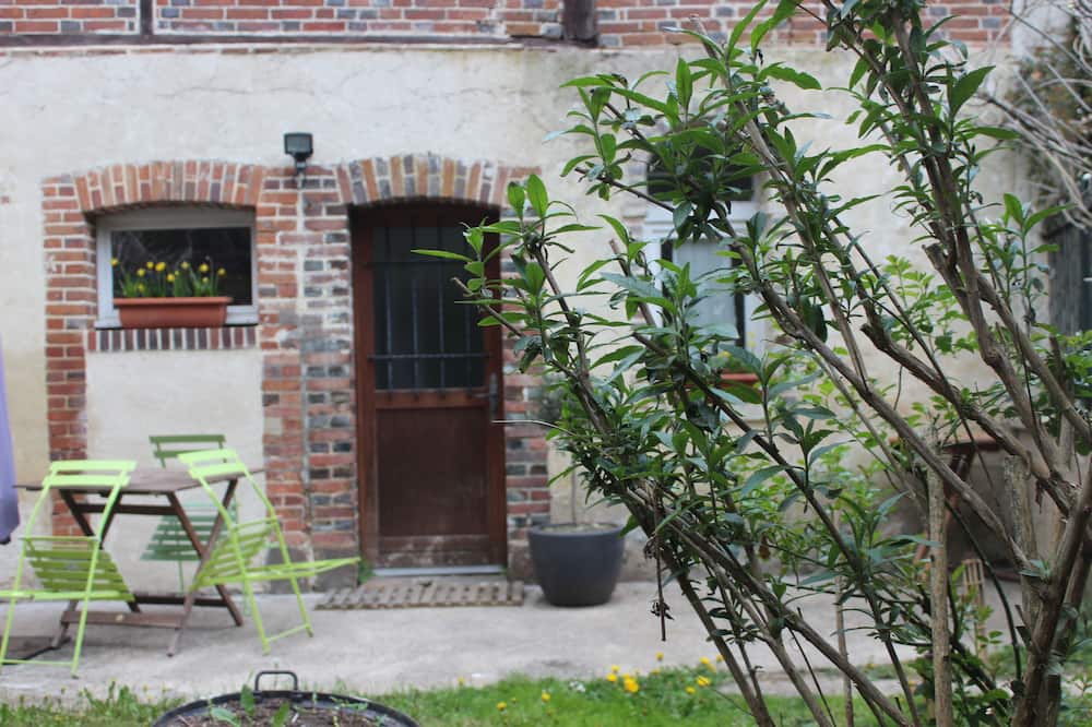 Photo of Outdoor in Saint-Fargeau