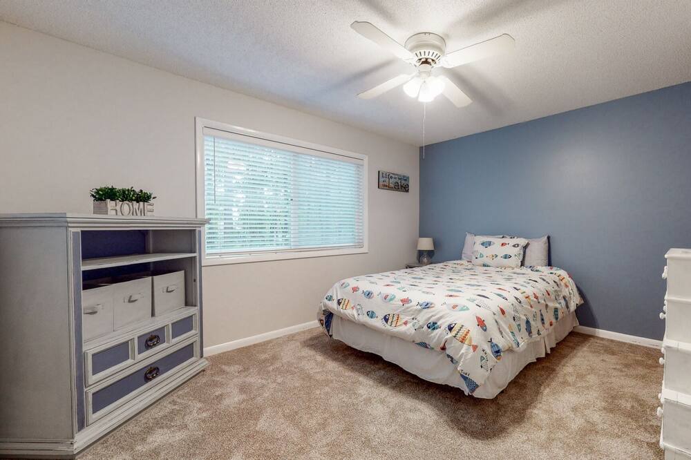 Photo of Bedroom in Estill Springs