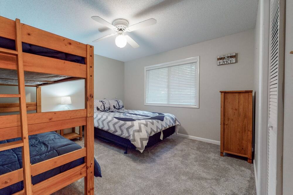 Photo of Bedroom in Estill Springs
