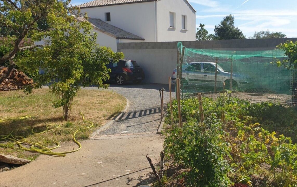 Photo of Outdoor in Chemere
