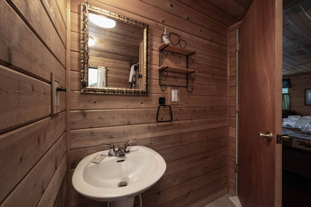 Photo of Bathroom in Ruidoso