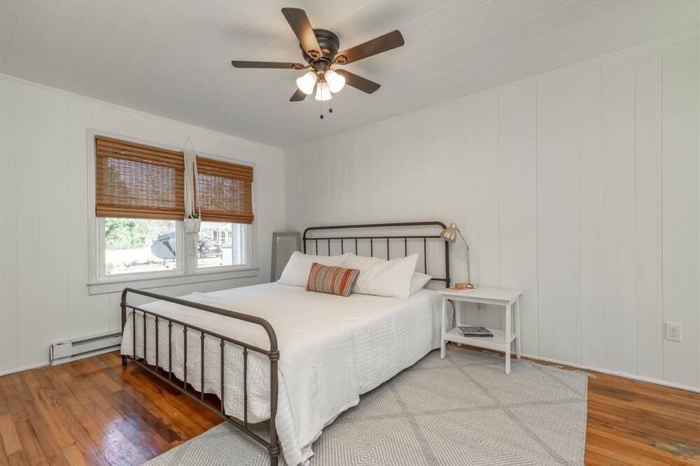 Photo of Bedroom in Sans Souci