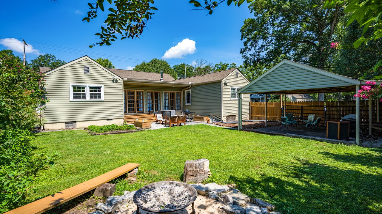 Photo of Outdoor in East Ridge