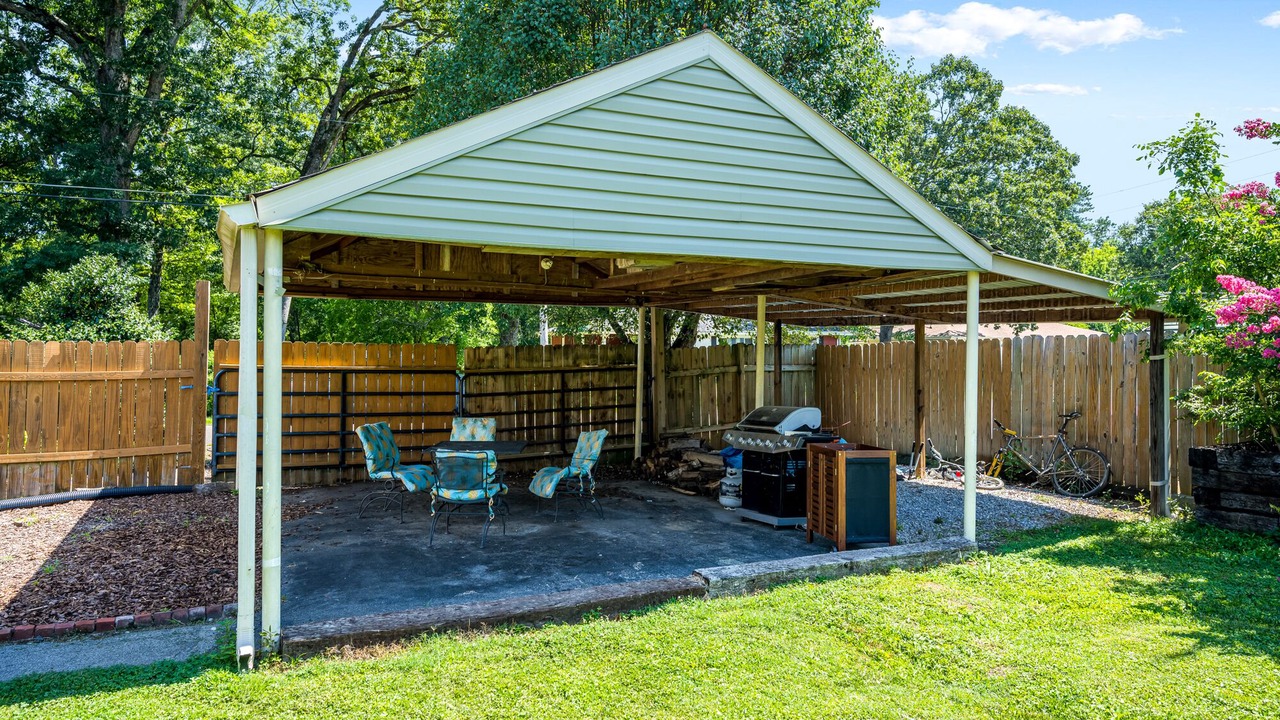 Photo of Outdoor in East Ridge