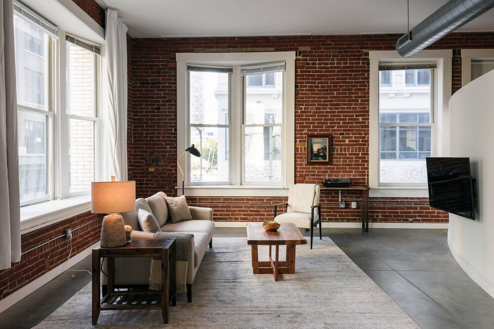 Photo of Livingroom in Downtown St. Louis