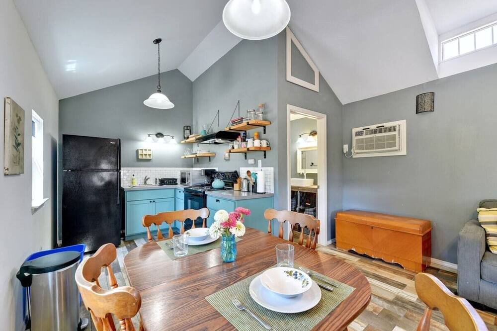 Photo of Kitchen in Elgin