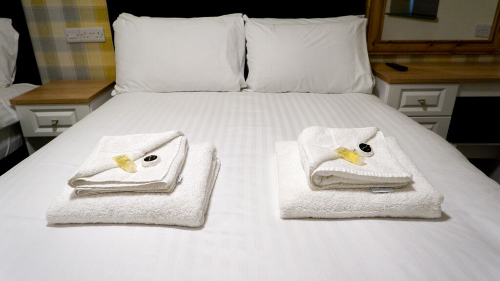 Photo of Bedroom in Cleedownton