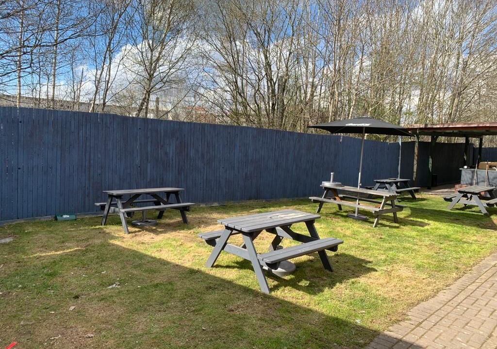 Photo of Outdoor in Cleedownton