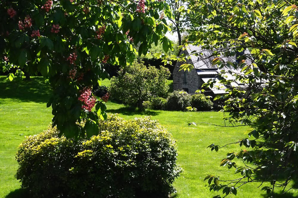 Photo of Outdoor in Baguer-Pican