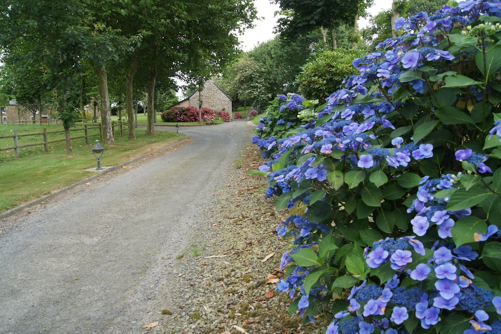 Photo of Outdoor in Baguer-Pican