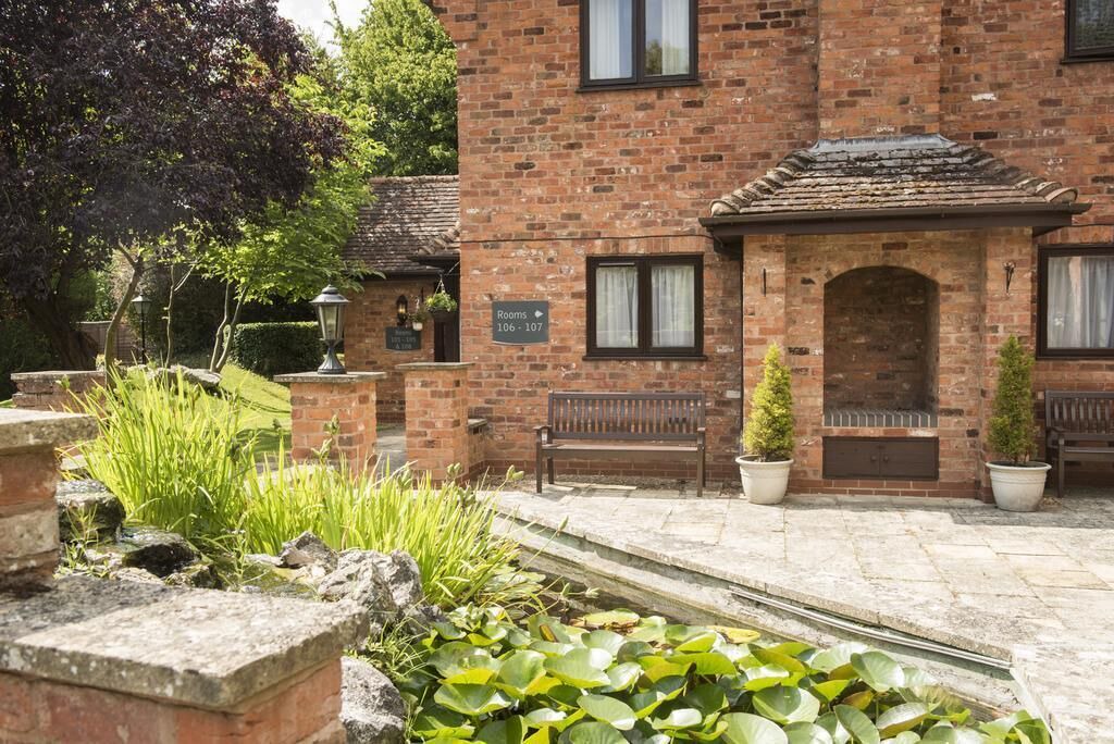 Photo of Outdoor in Charlecote