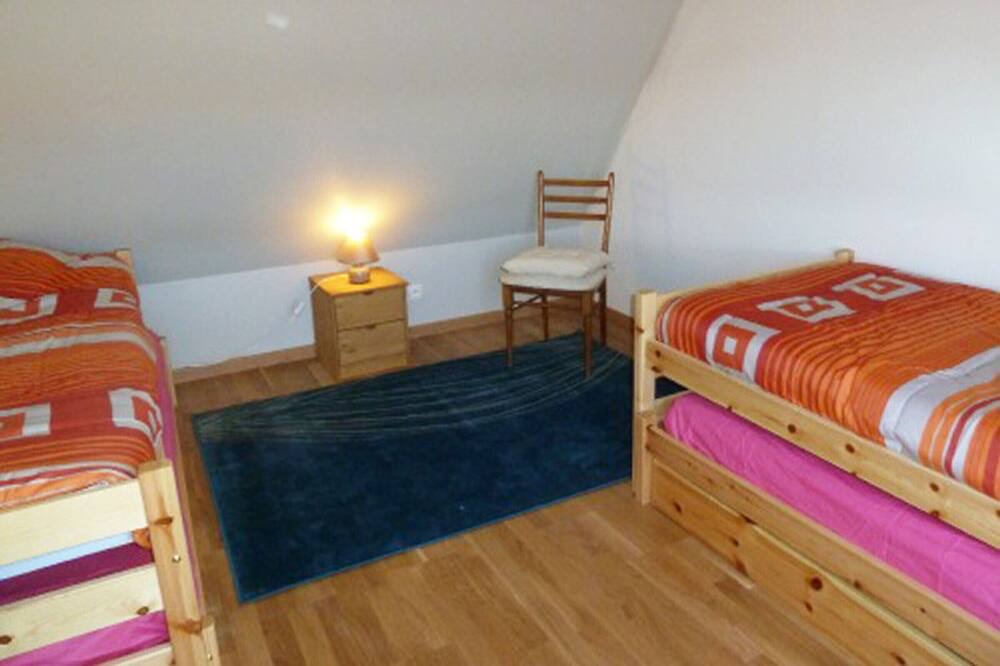 Photo of Bedroom in Campneuseville