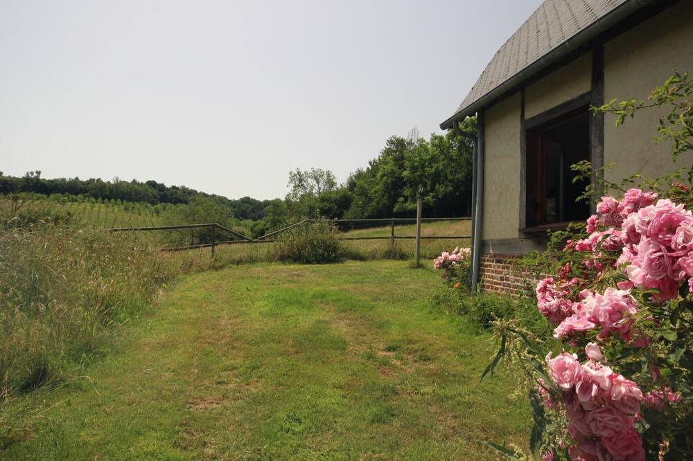 Photo of Outdoor in Campneuseville