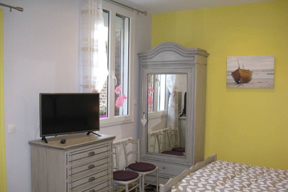 Photo of Bedroom in Octeville-sur-Mer
