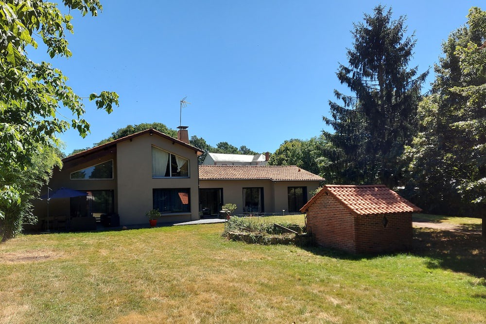 Photo of Outdoor in Somloire