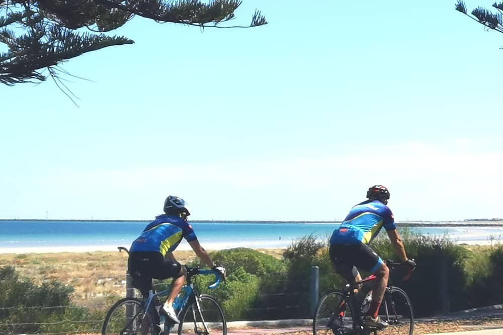 Photo of Others in Largs North