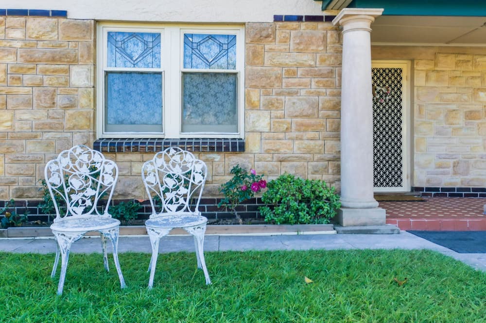 Photo of Others in Largs North