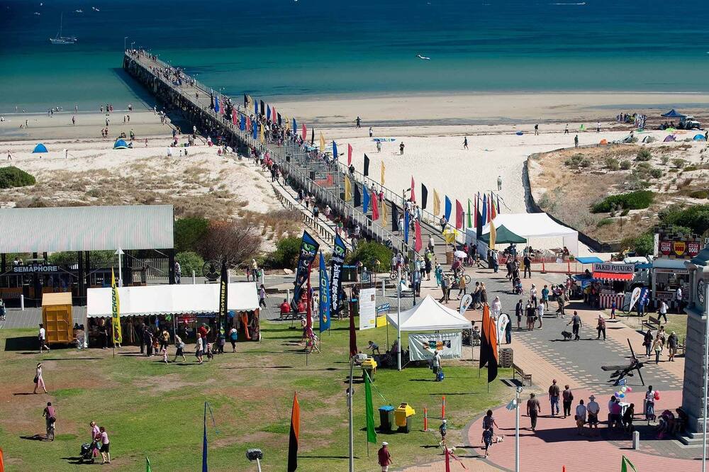 Photo of Others in Largs North