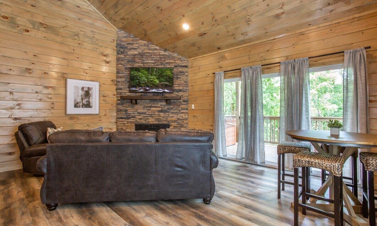 Photo of Livingroom in Pigeon Forge