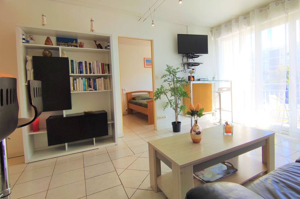 Photo of Livingroom in Lagord