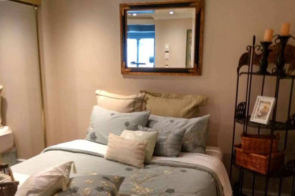 Photo of Bedroom in Pincourt