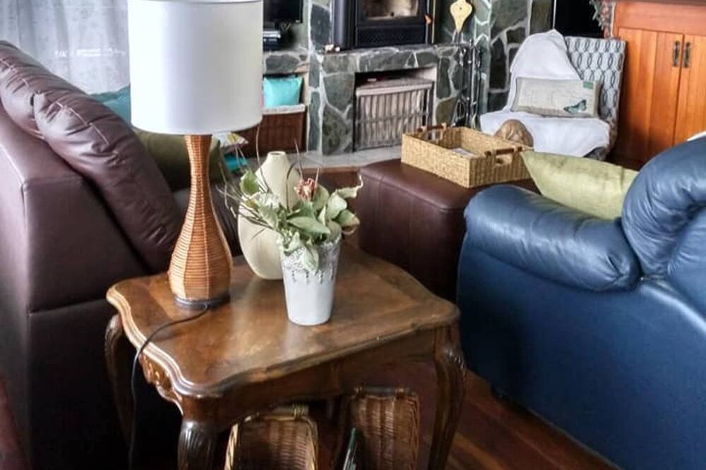 Photo of Livingroom in Pincourt