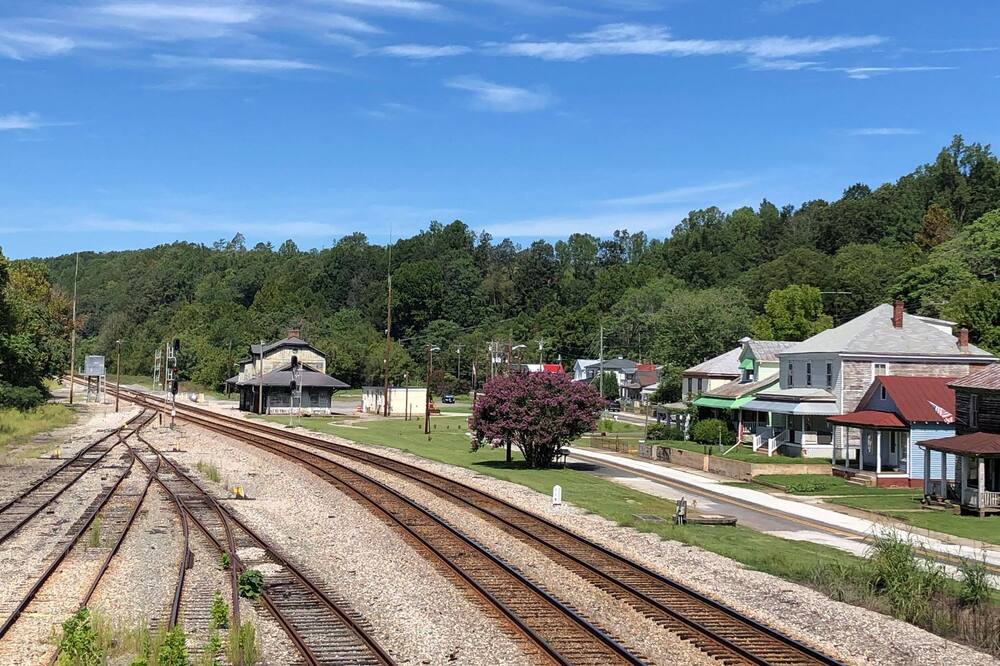 Photo of Others in Gladstone