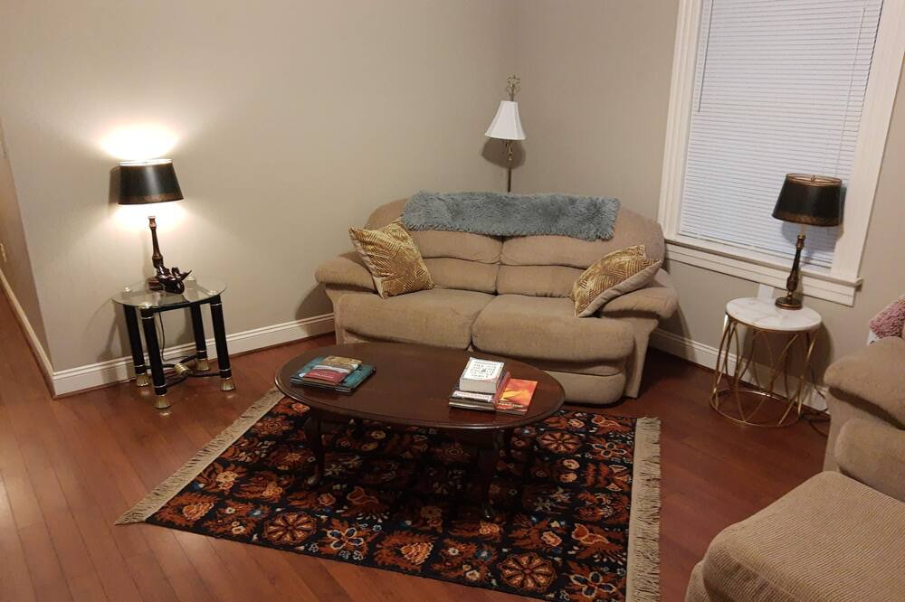 Photo of Livingroom in Gladstone