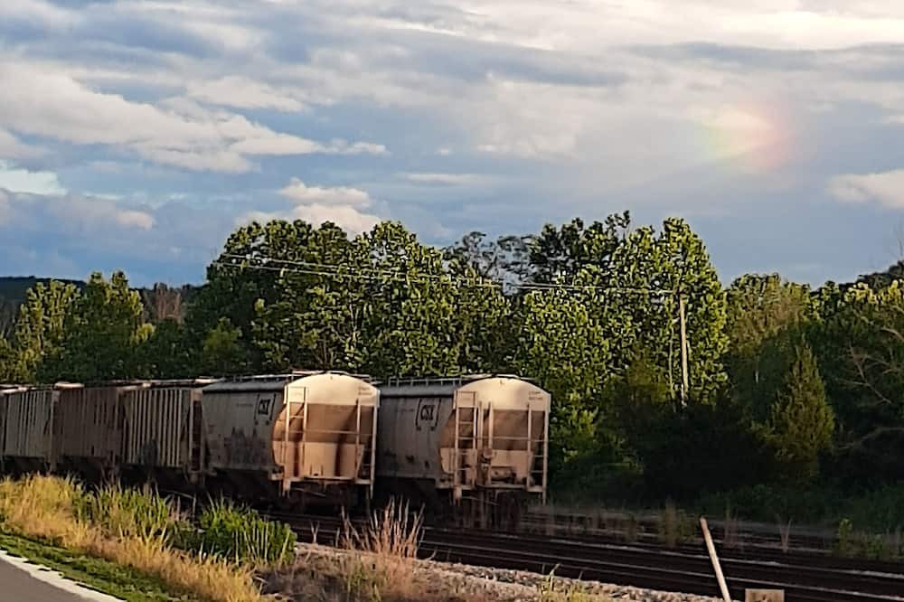 Photo of Outdoor in Gladstone