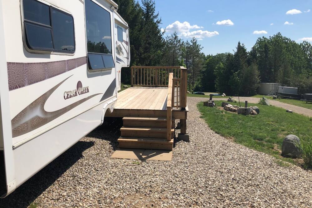 Photo of Outdoor in Grey Highlands