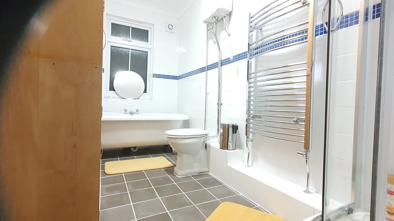 Photo of Bathroom in Ashford