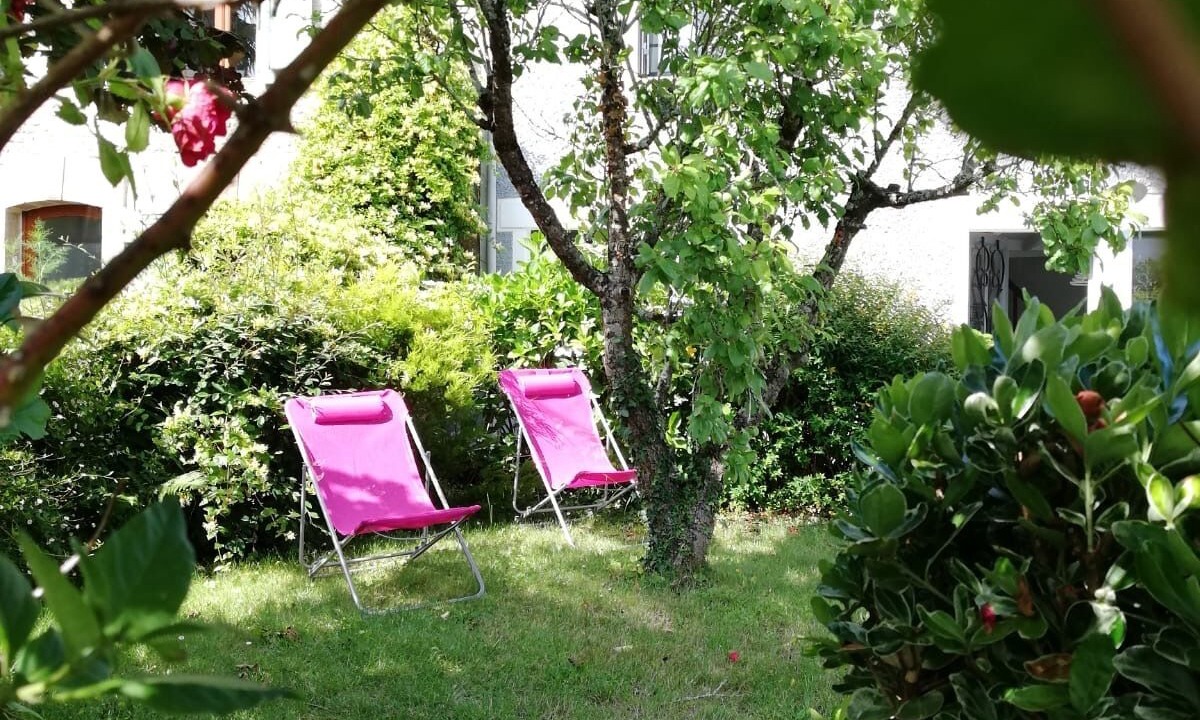 Photo of Outdoor in Bono