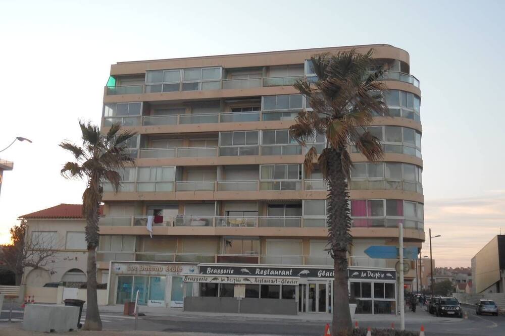 Photo of Others in Le Port