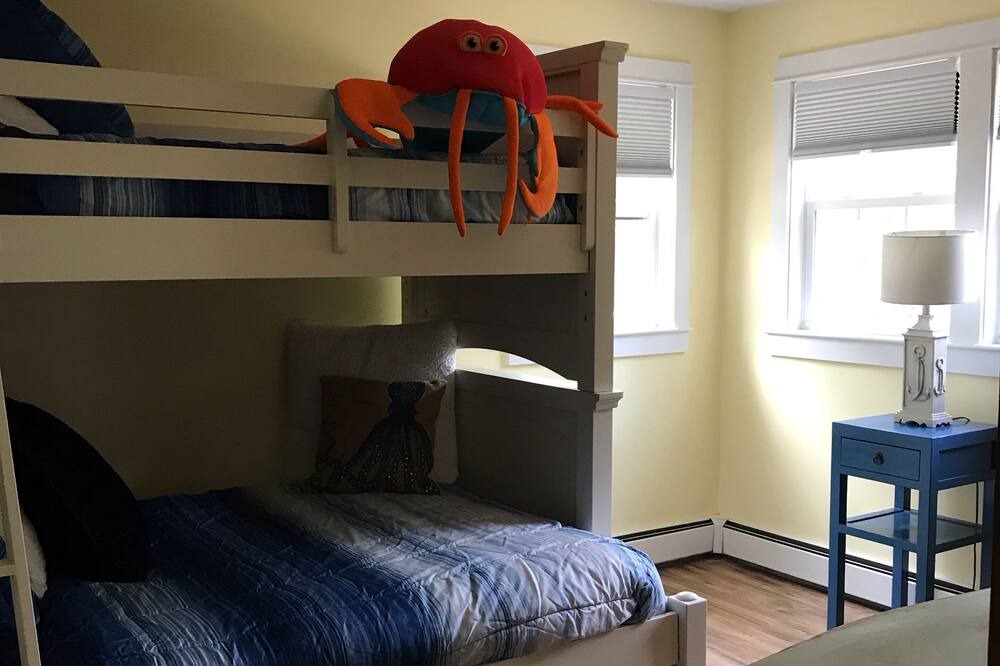 Photo of Others in Port Clyde