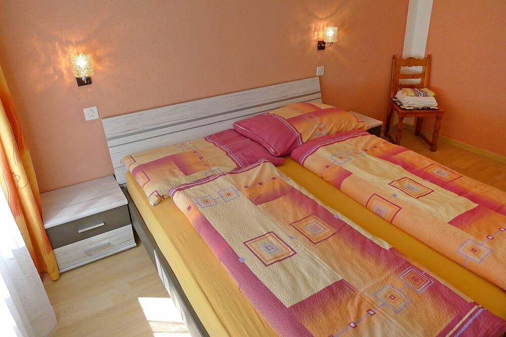 Photo of Bedroom in Saas-Balen