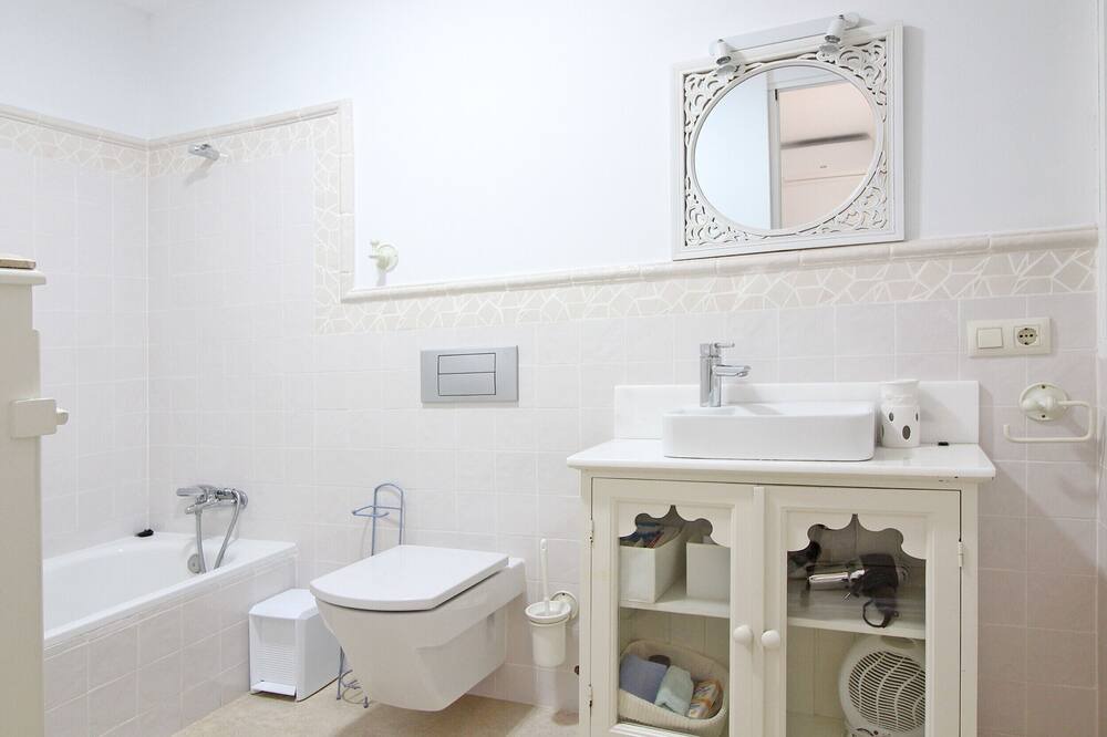 Photo of Bathroom in Playa de Almarda
