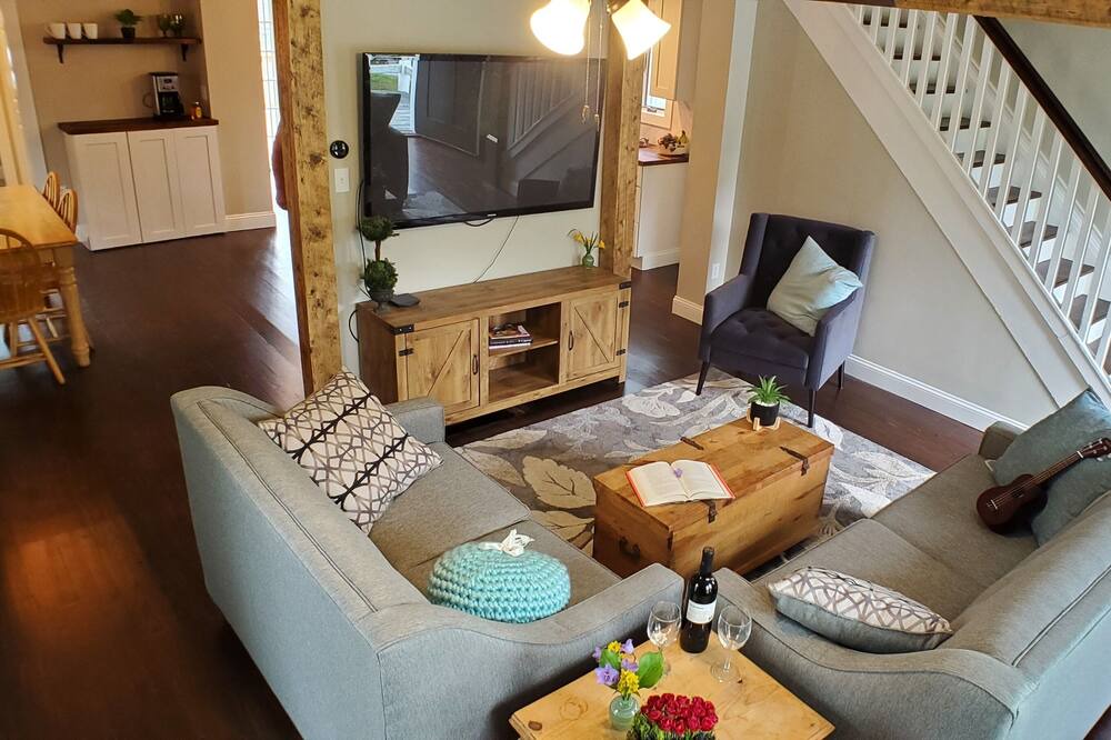 Photo of Livingroom in Manchester Center
